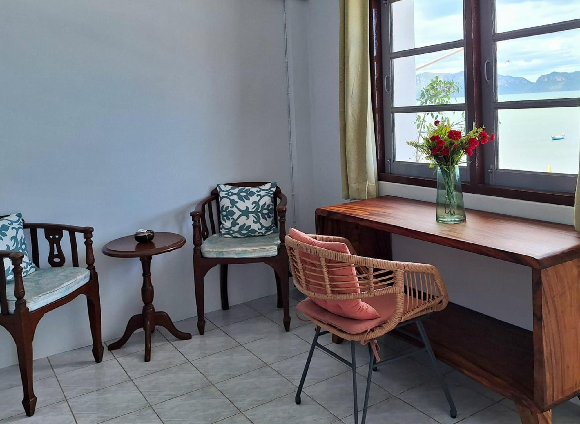 Jungle Cafe And Guesthouse Prachuap Khiri Khan Esterno foto